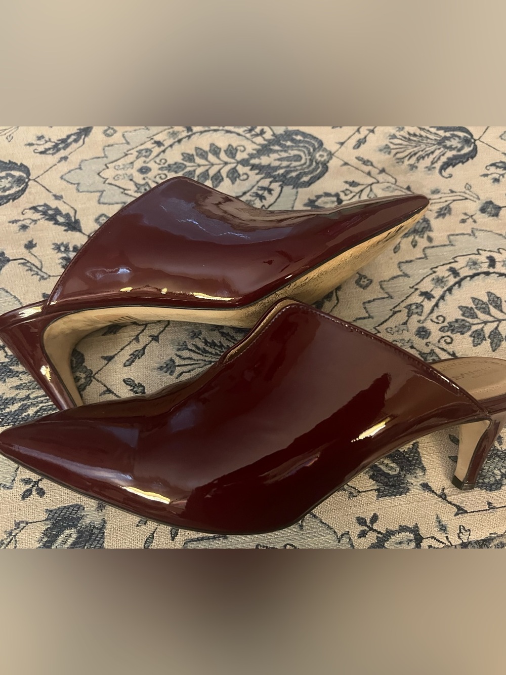 Nordstrom signature ruby red patent leather mules. Size 8.5 Made in Italy. - Picture 5 of 6